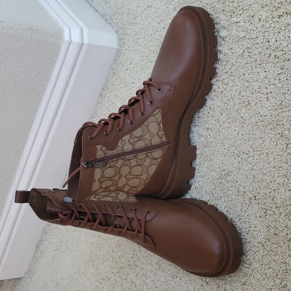 COPY - Coach Citysole Men's Brown Leather Boots with Signature Logo. - Picture 3 of 10